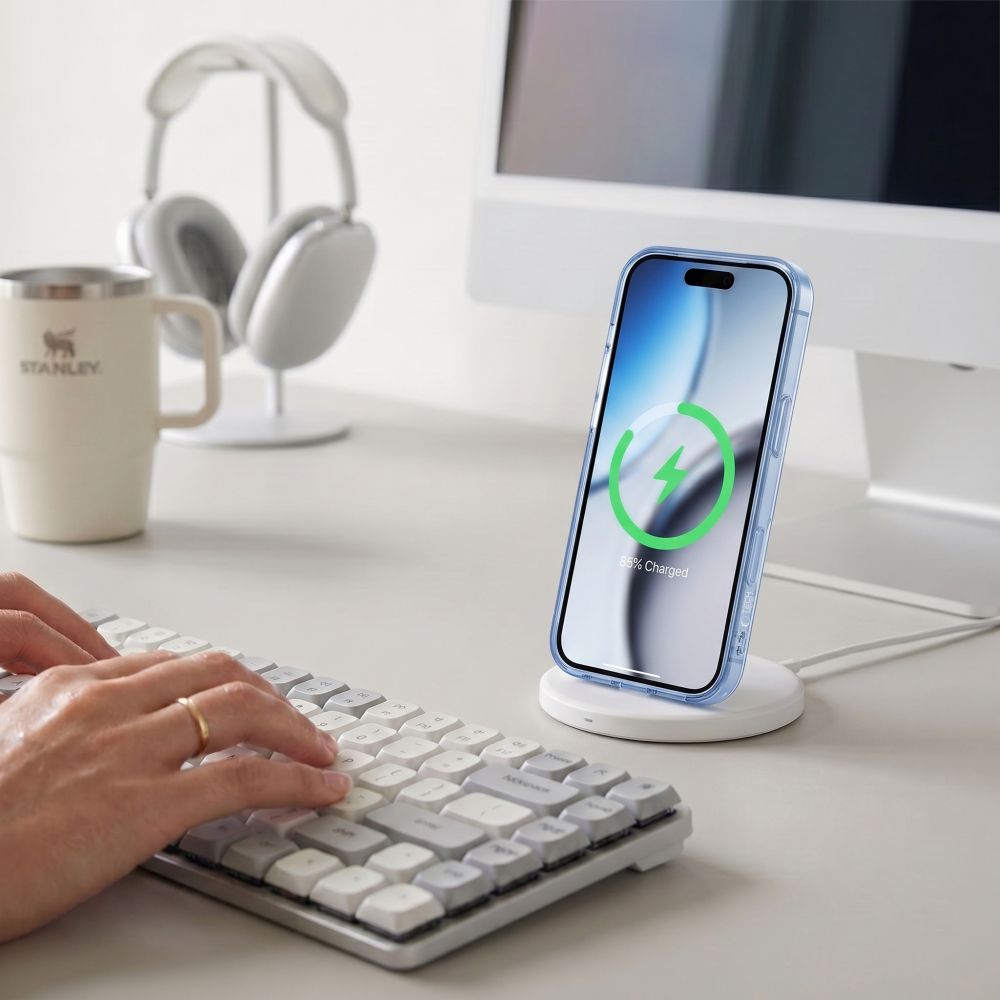 Tech-Protect Magpeak Magsafe Cc iPhone 17 Pro / 18 Pro Clear - phone case - alternate view 5 | Mobilrise